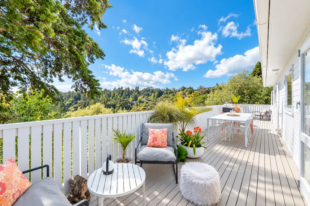 Photos of 33 Island Bay Road