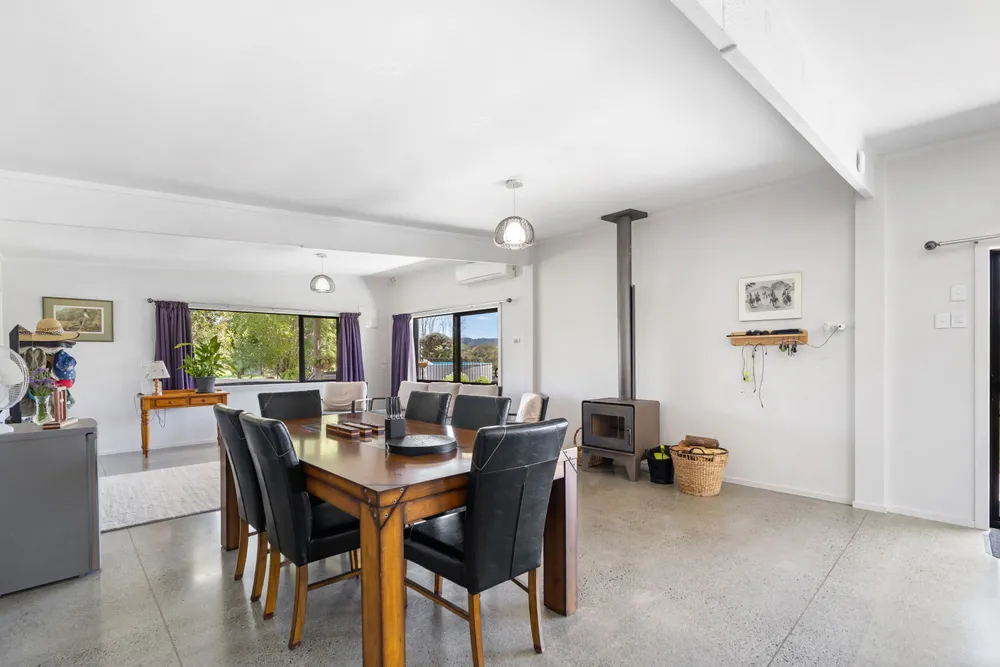 Photos of 83 Waitangi Road