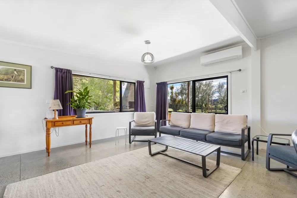 Photos of 83 Waitangi Road