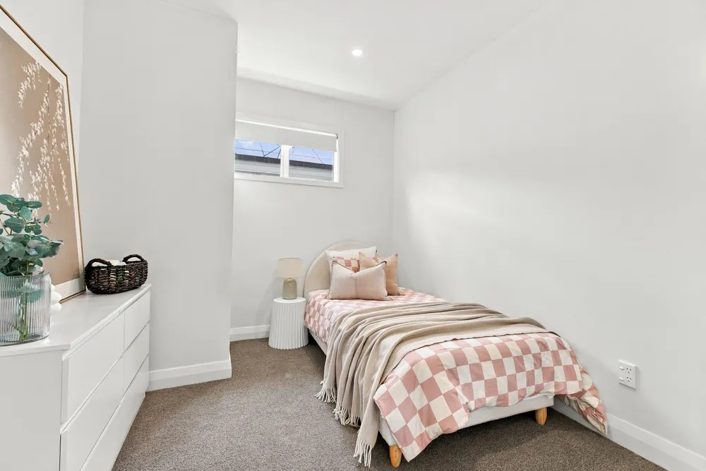 Photos of 38 Dryden Street