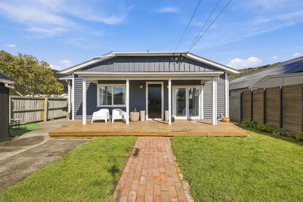 Photos of 38 Dryden Street