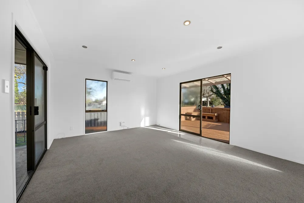 Photos of 6 Redcrest Avenue