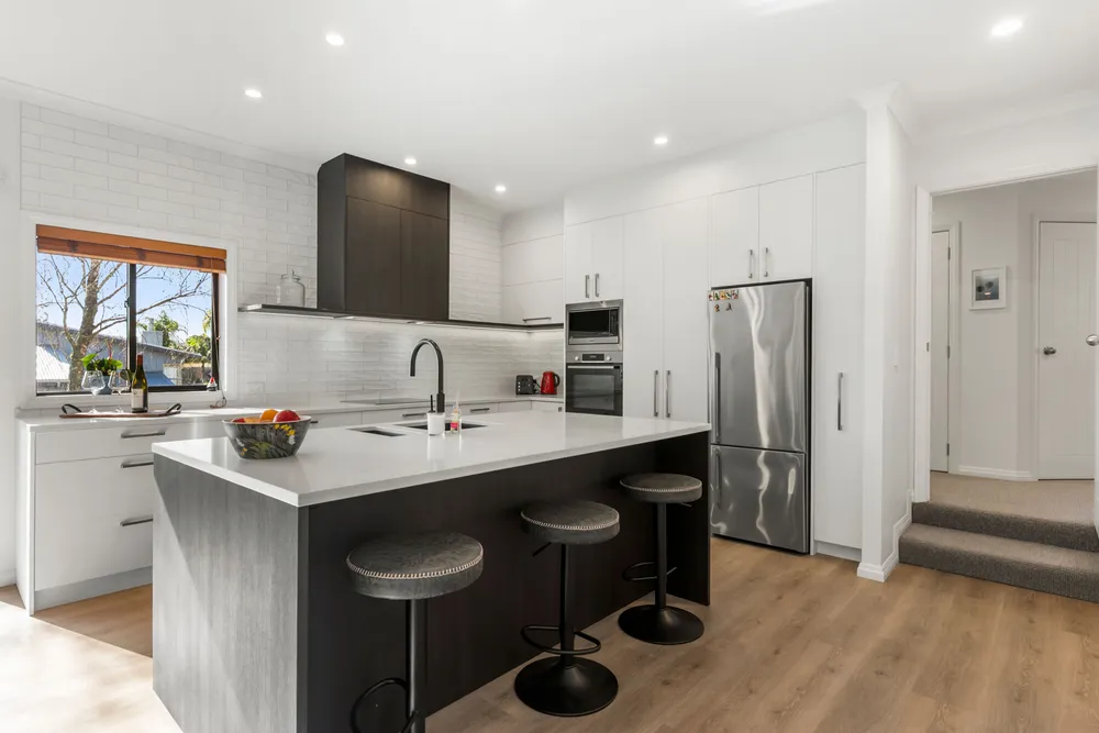 Photos of 4 Beirut Court