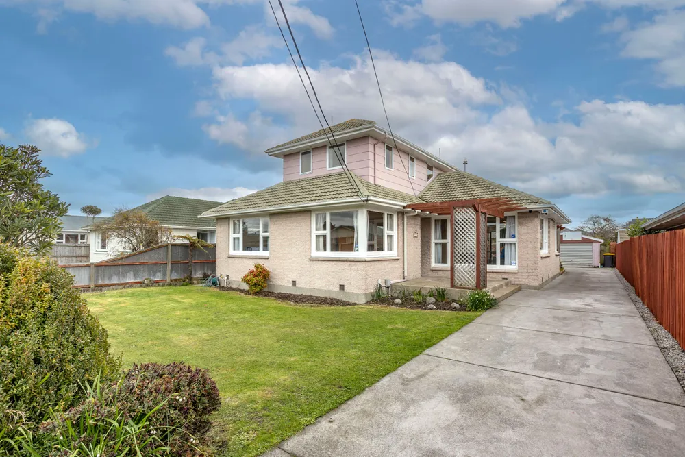 Photos of 37 Mountfort Street