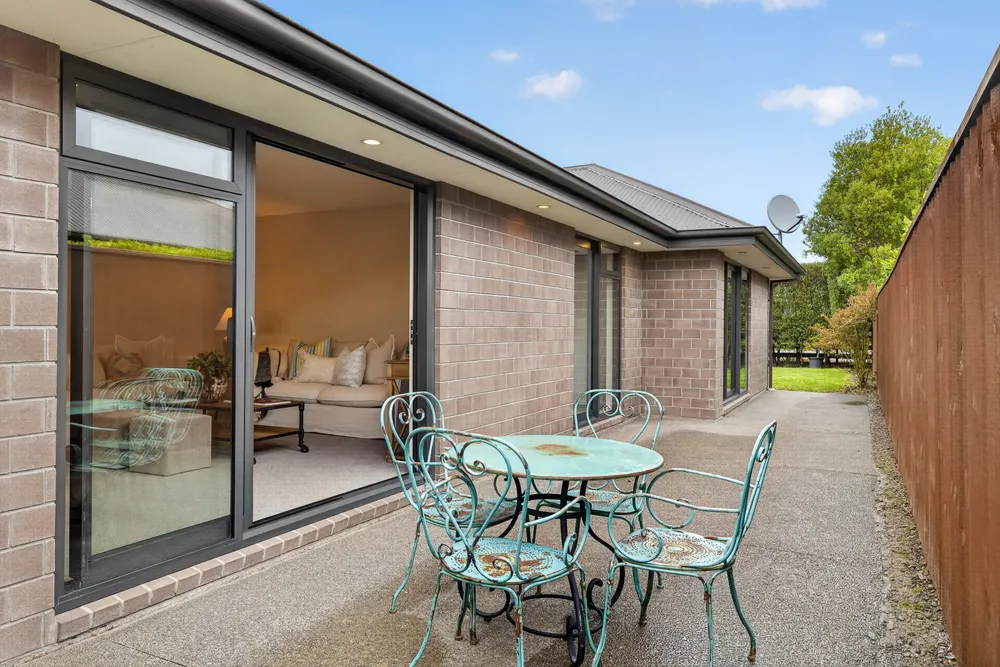Photos of 1 Eastfield Drive