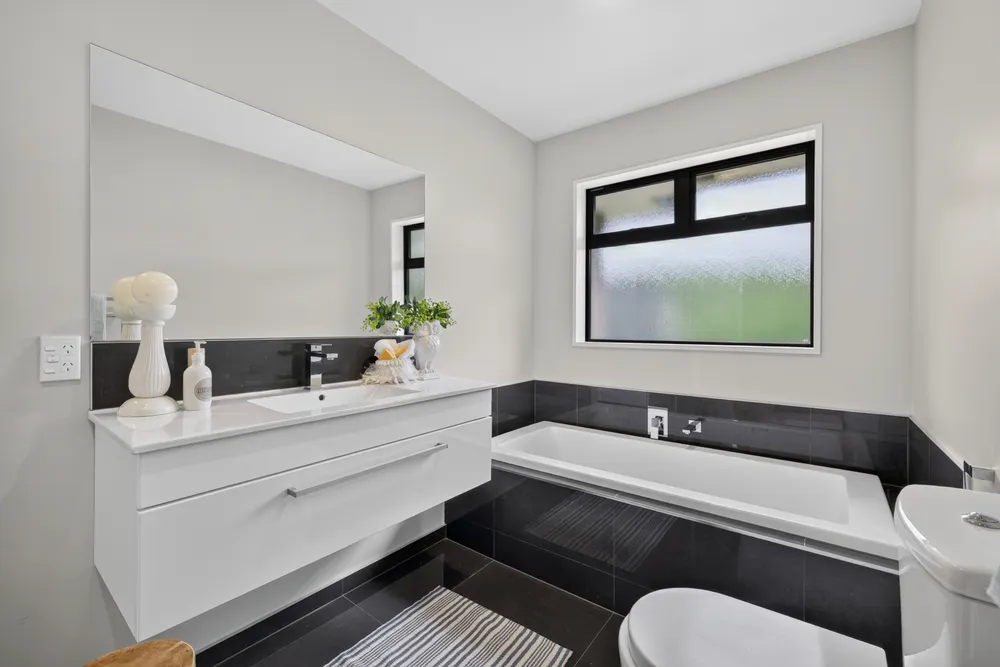 Photos of 1 Eastfield Drive