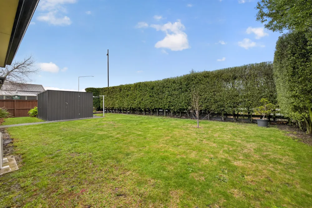 Photos of 1 Eastfield Drive