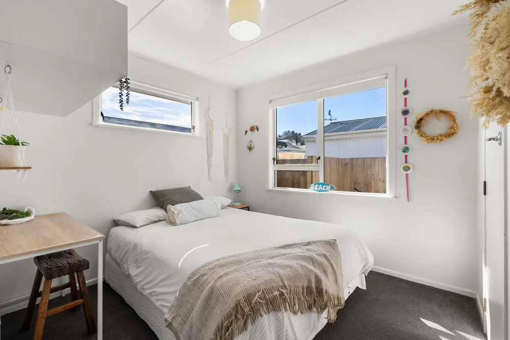 Photos of 4a Lachlan Avenue
