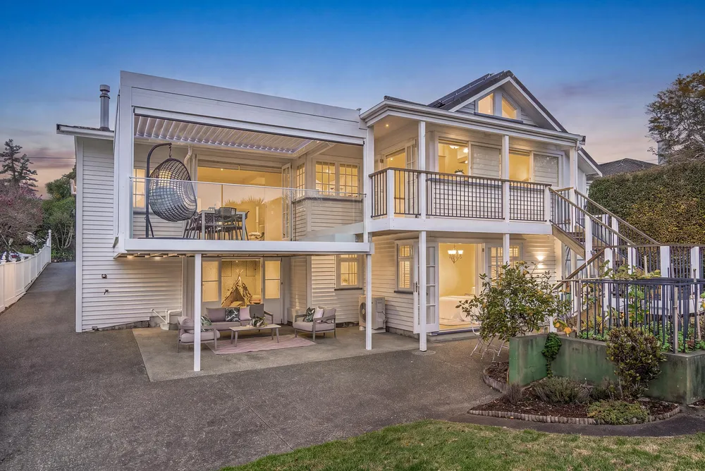 Photos of 46 Kelvin Road