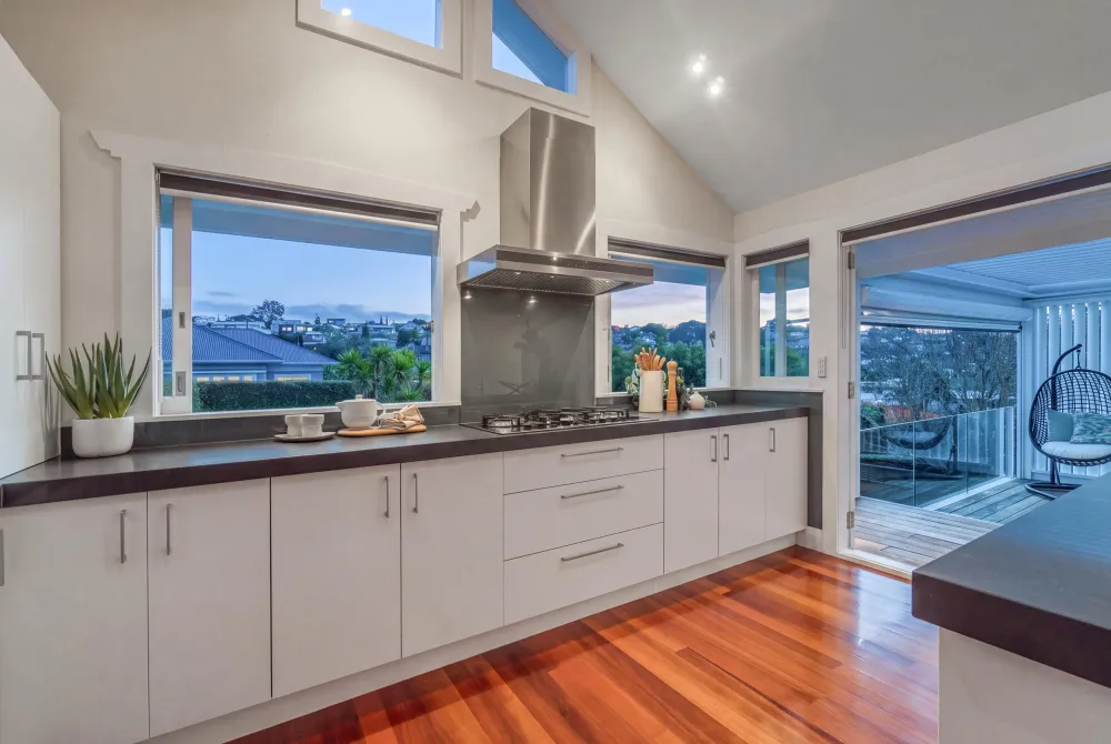 Photos of 46 Kelvin Road