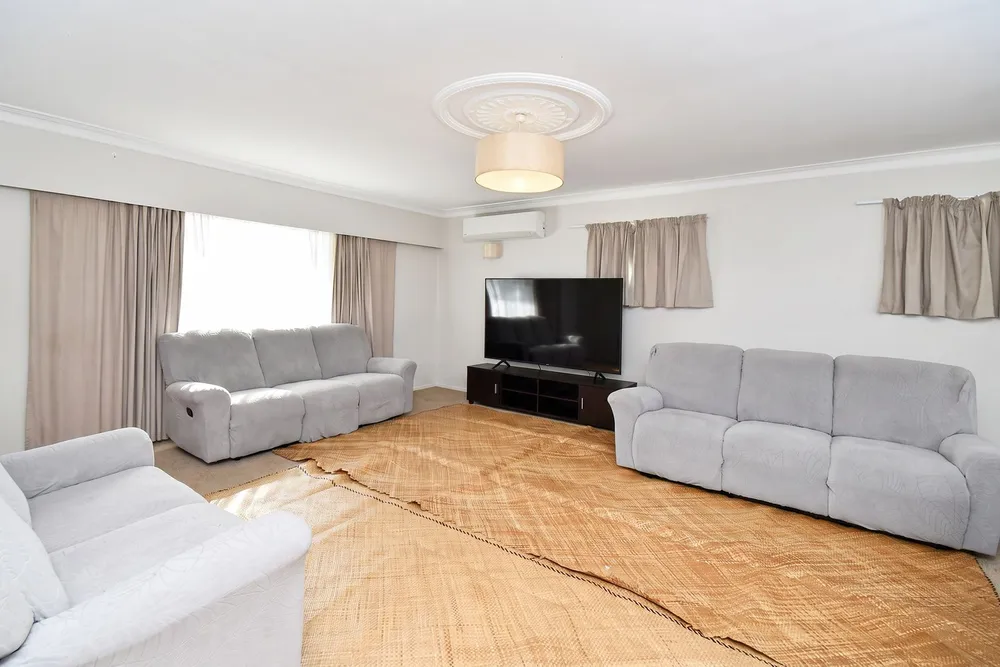Photos of 9 Mahon Place