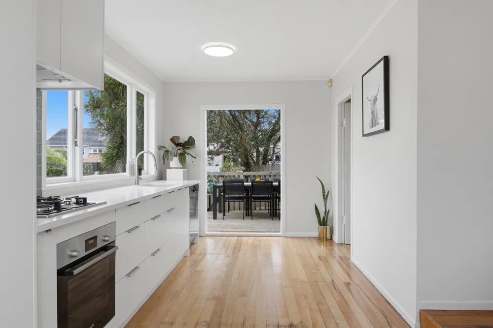 Photos of 5 Grotto Street