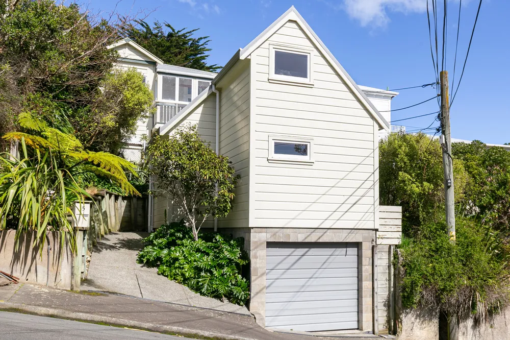 Photos of 15 Taft Street