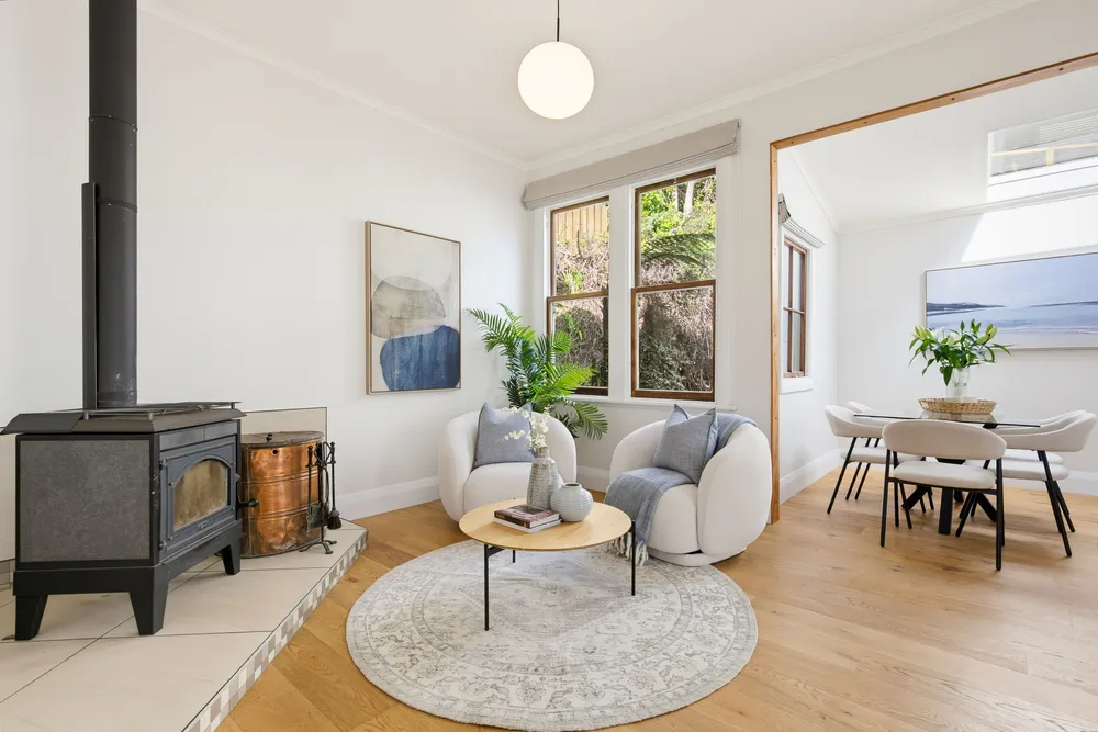 Photos of 15 Taft Street