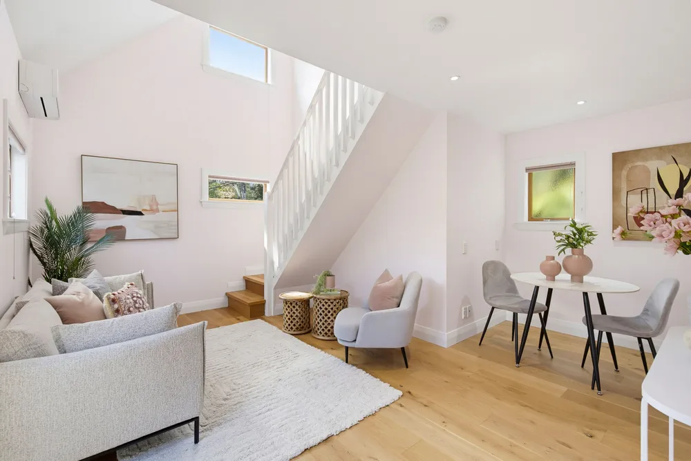 Photos of 15 Taft Street
