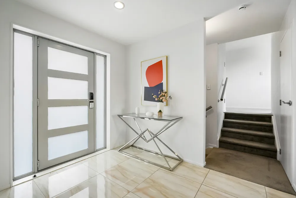 Photos of 249C St Johns Road