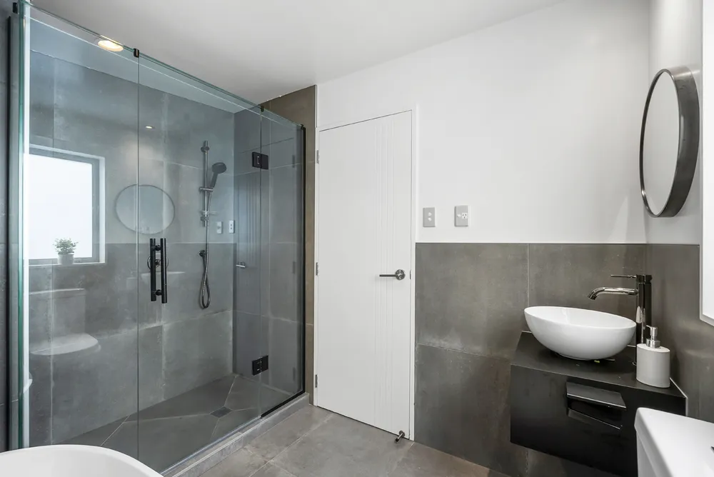 Photos of 249C St Johns Road