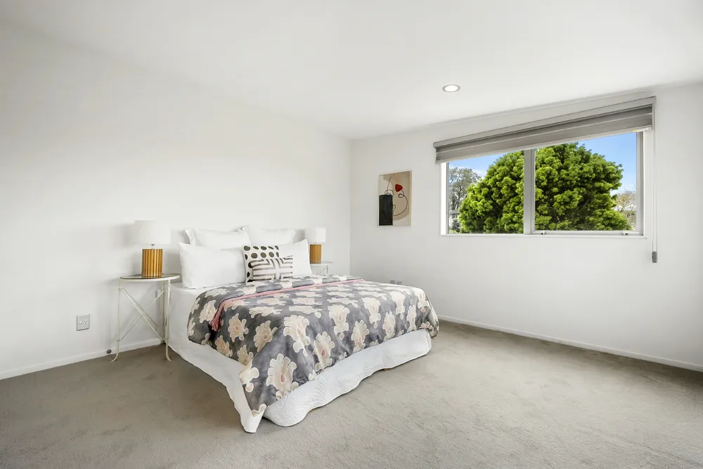 Photos of 249C St Johns Road