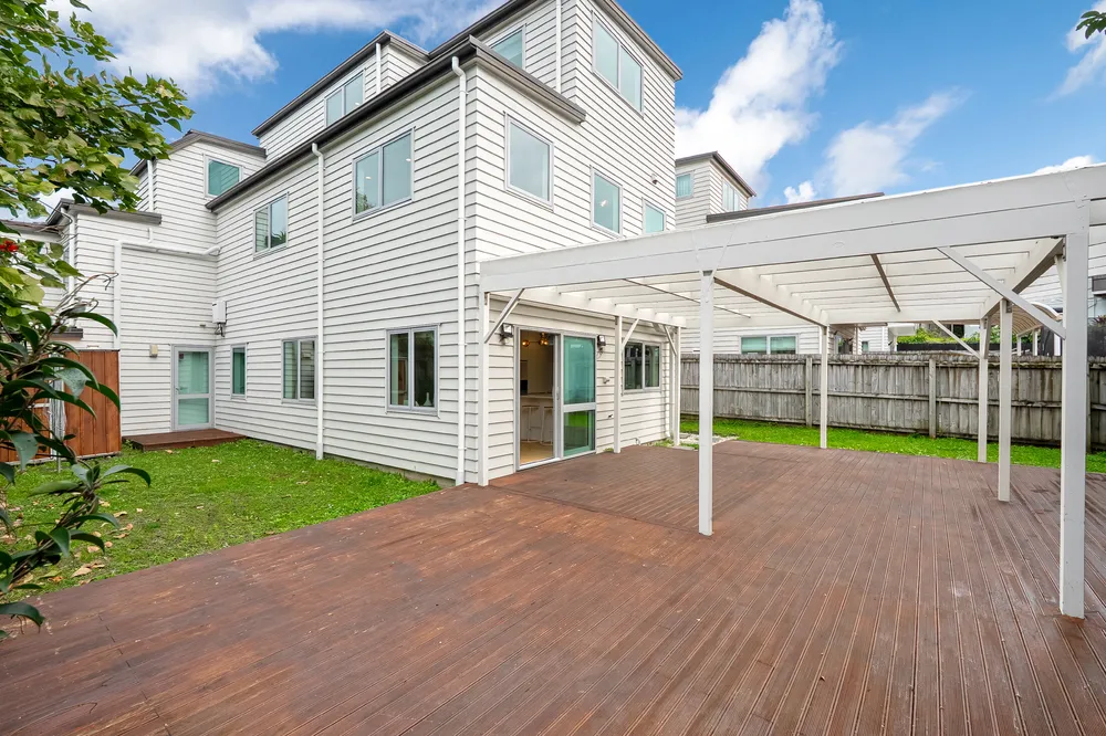 Photos of 249C St Johns Road