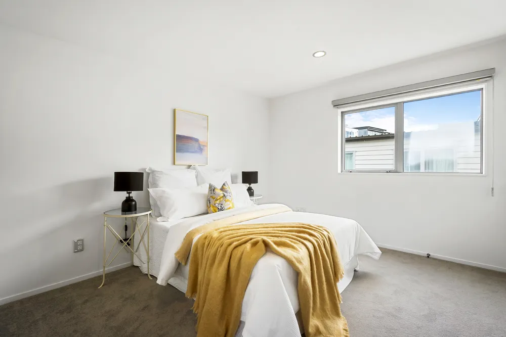 Photos of 249C St Johns Road