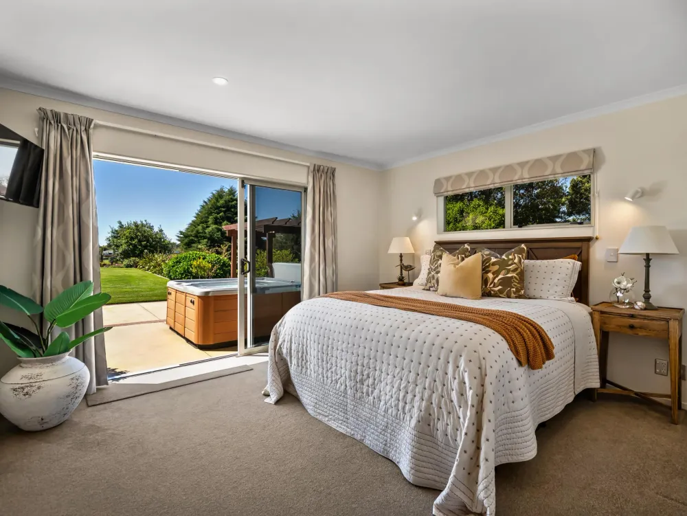 Photos of 12 River Oaks Drive