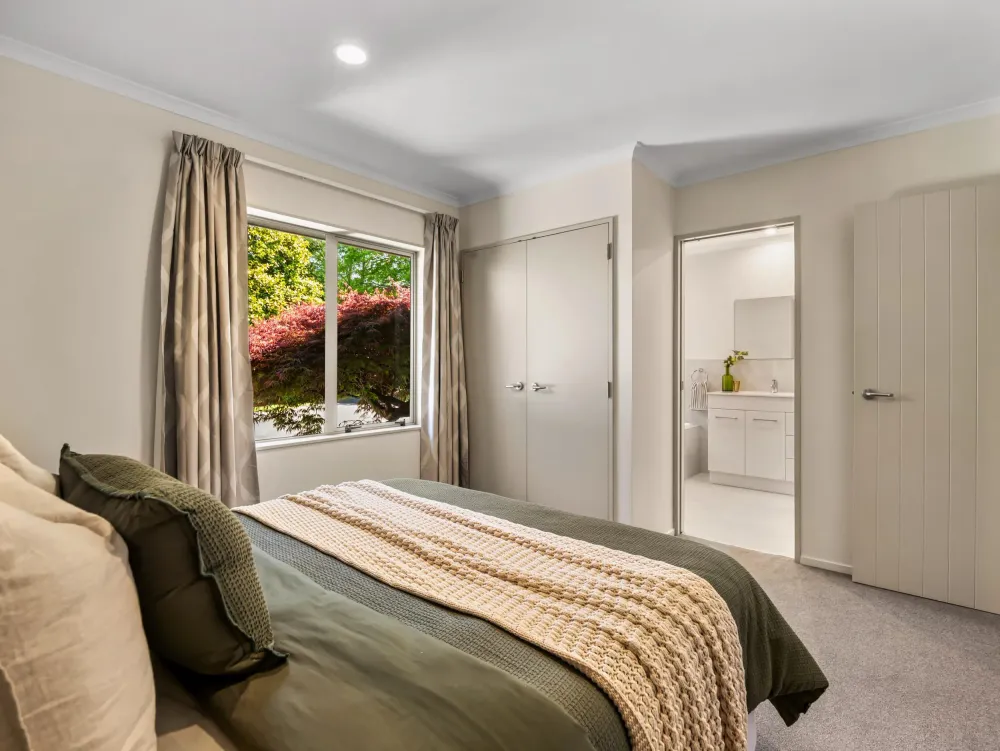 Photos of 12 River Oaks Drive