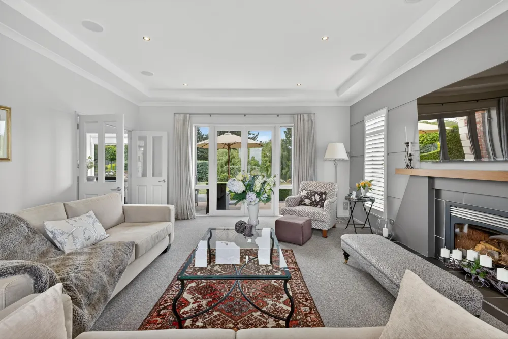 Photos of 225 Marshmans Road