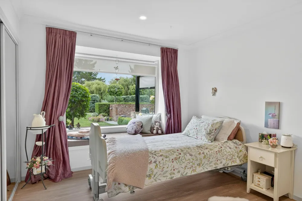 Photos of 225 Marshmans Road
