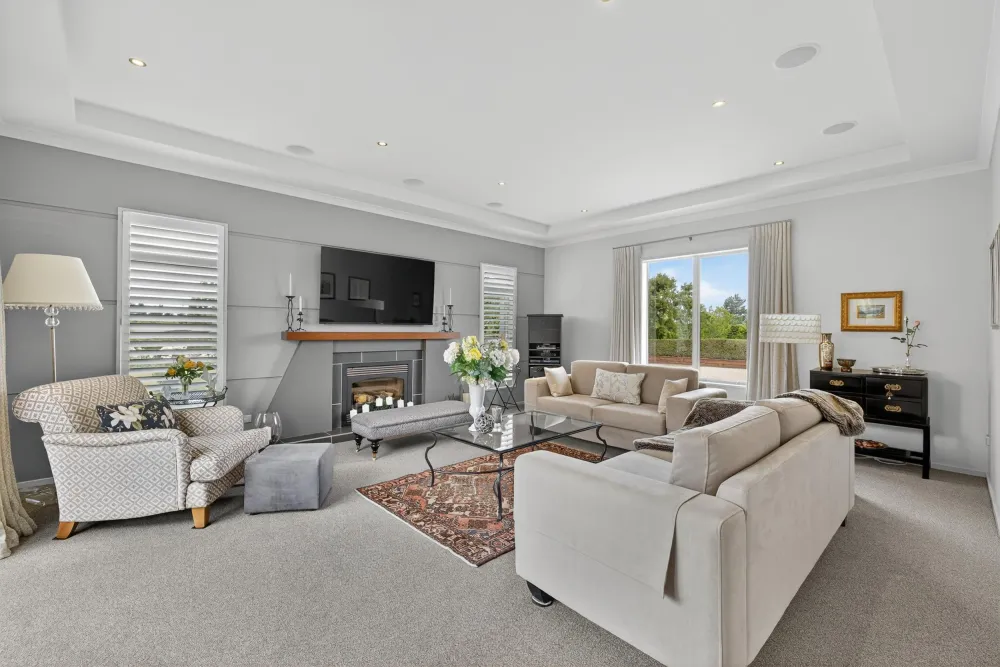 Photos of 225 Marshmans Road