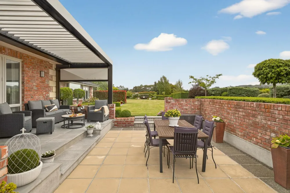 Photos of 225 Marshmans Road