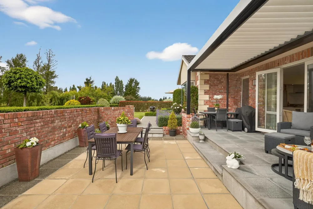 Photos of 225 Marshmans Road