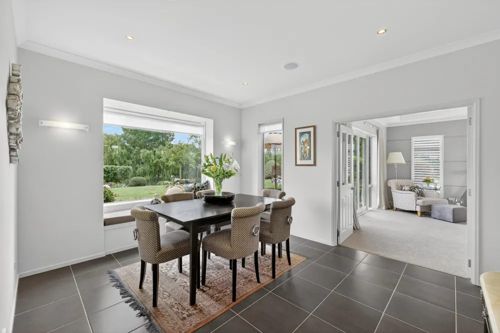 Photos of 225 Marshmans Road