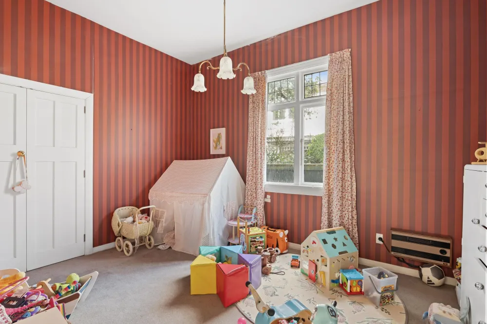 Photos of 39 Jacksons Road