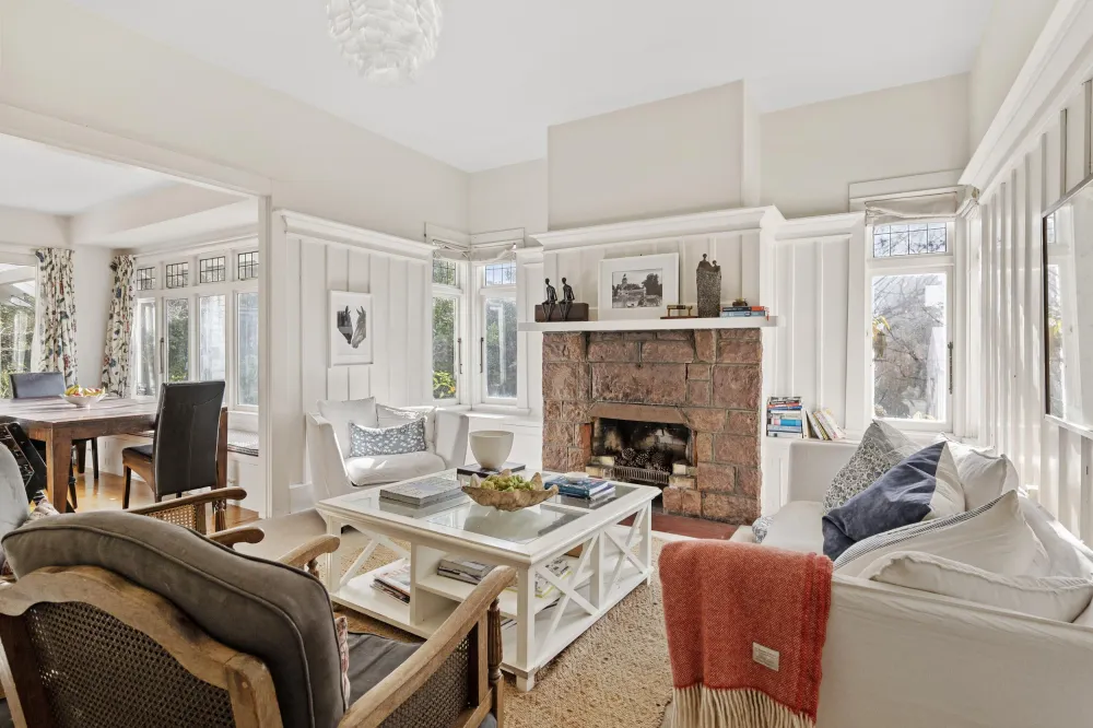 Photos of 39 Jacksons Road