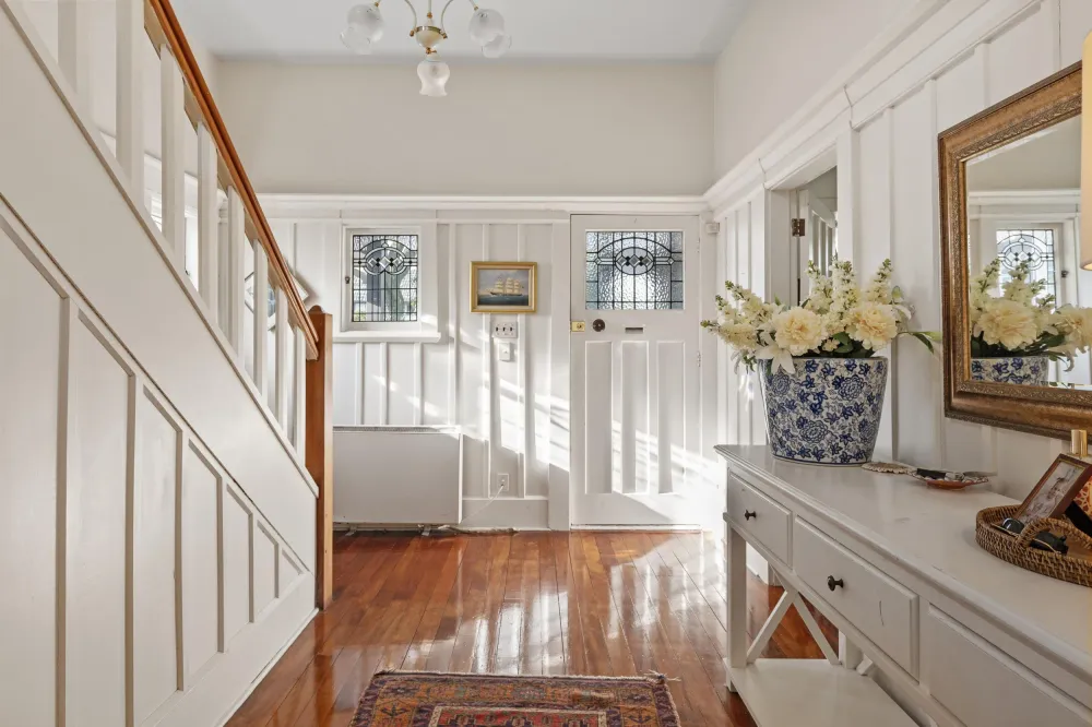 Photos of 39 Jacksons Road