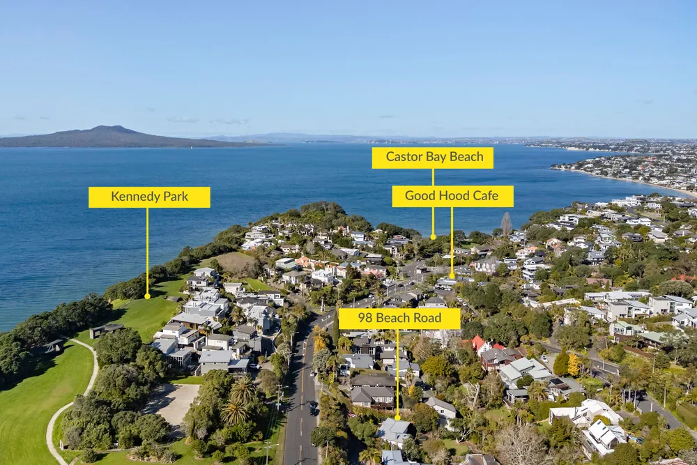 Photos of 98 Beach Road