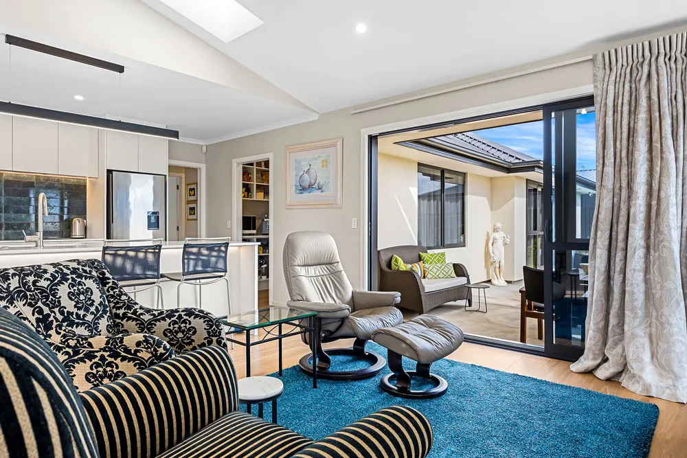 Photos of 103 Sutherlands Road