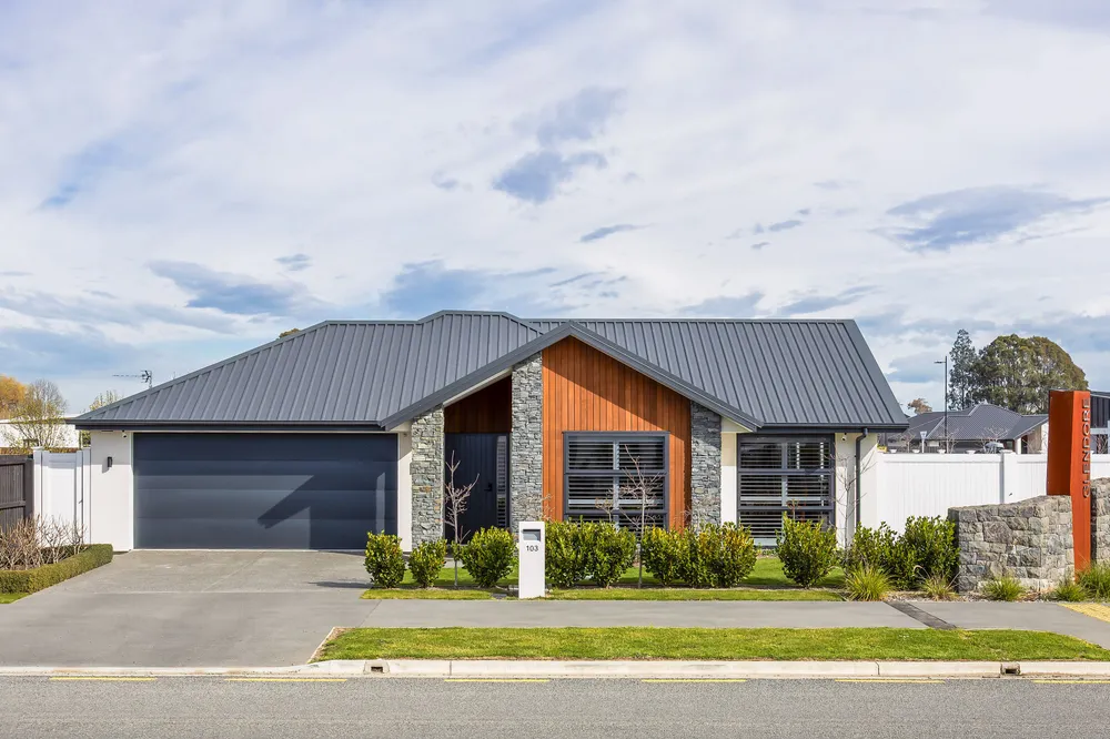 Photos of 103 Sutherlands Road