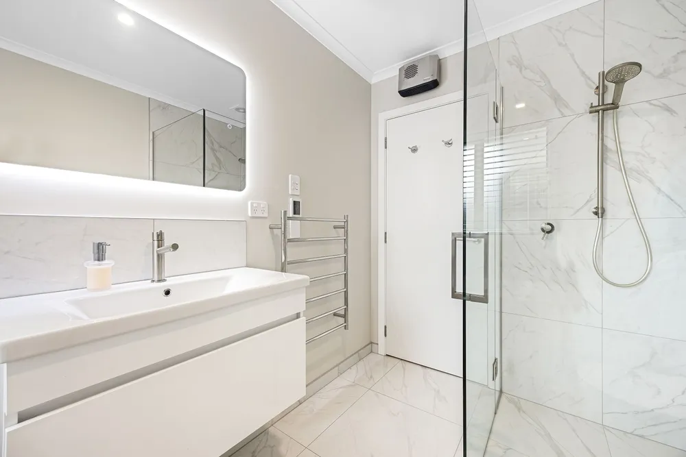 Photos of 103 Sutherlands Road
