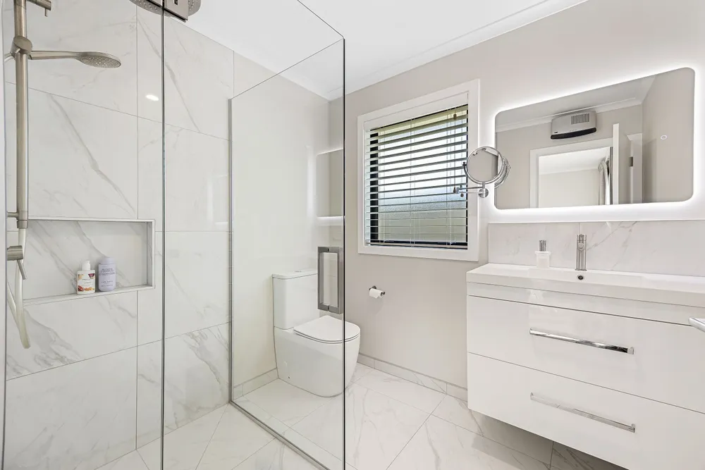 Photos of 103 Sutherlands Road