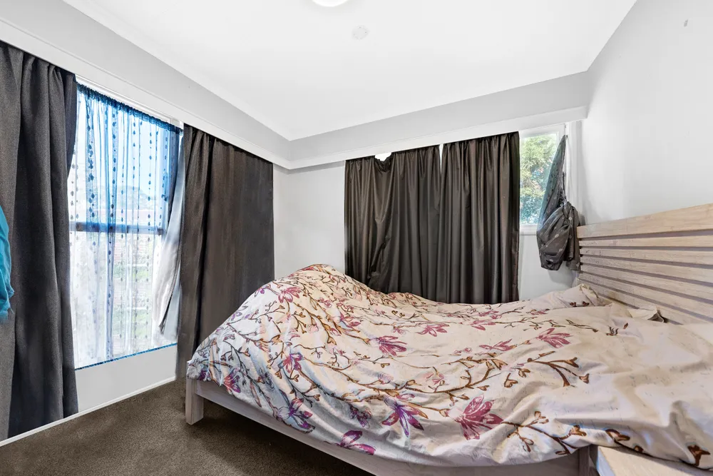 Photos of 140 Great South Road