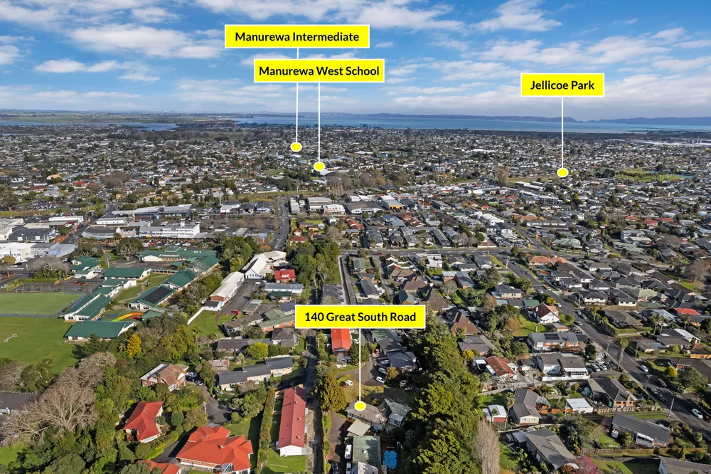 Photos of 140 Great South Road