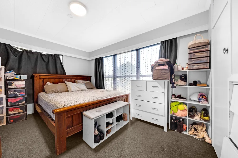 Photos of 140 Great South Road