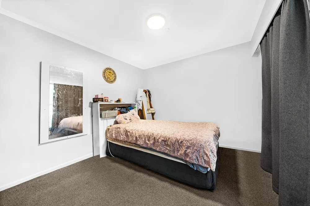 Photos of 140 Great South Road