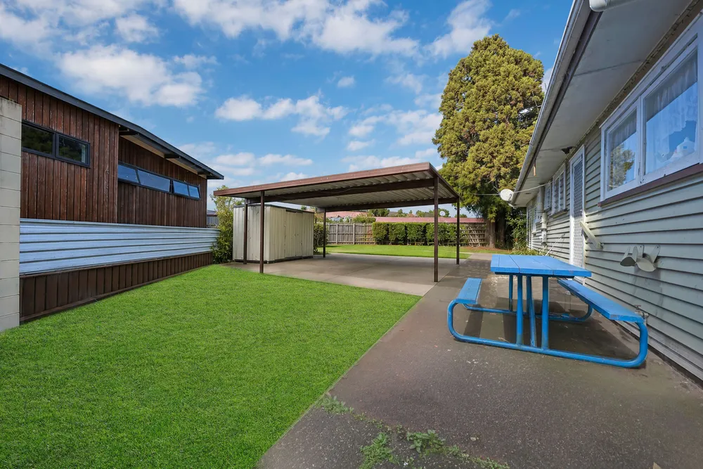 Photos of 140 Great South Road