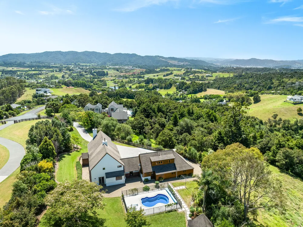Photos of 61 Waipuna Road