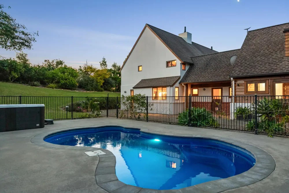 Photos of 61 Waipuna Road