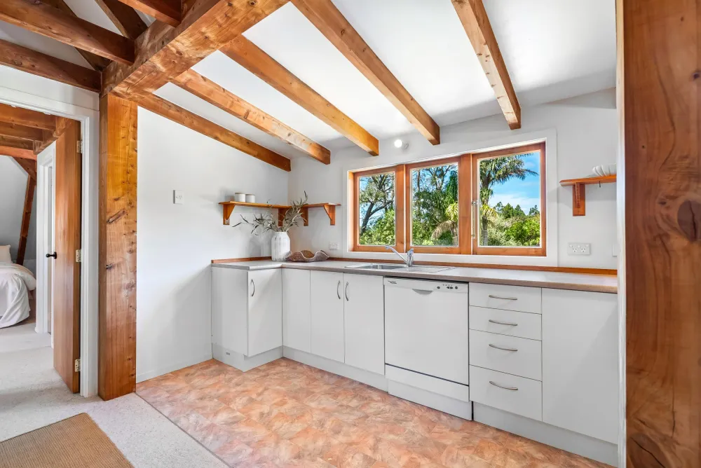 Photos of 61 Waipuna Road