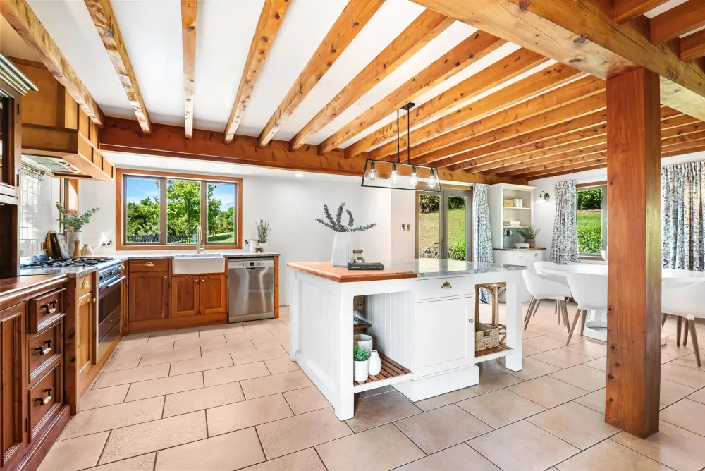 Photos of 61 Waipuna Road