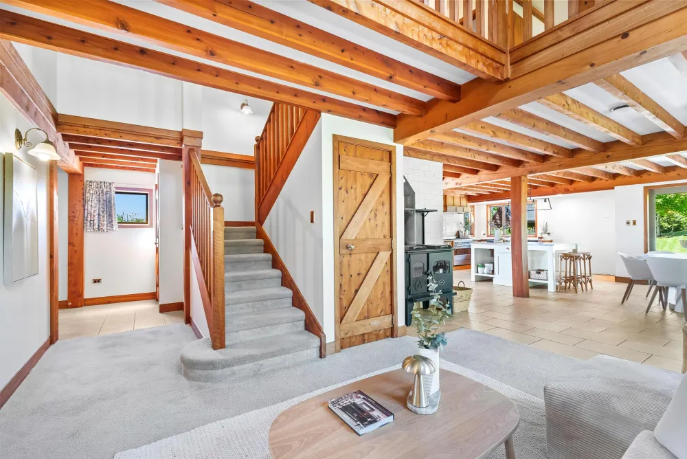 Photos of 61 Waipuna Road